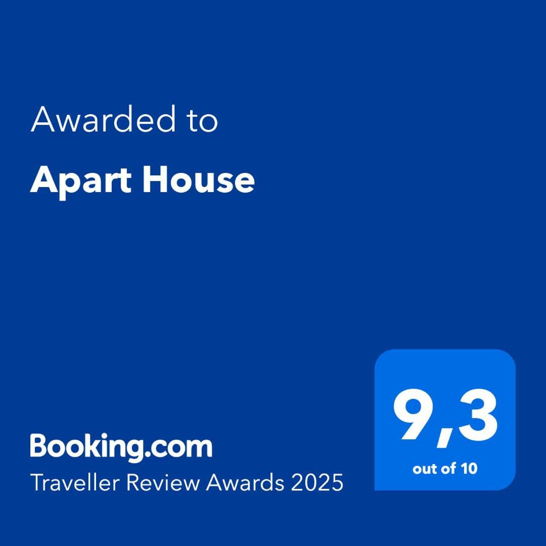 Apart House Turkistan Luaran gambar